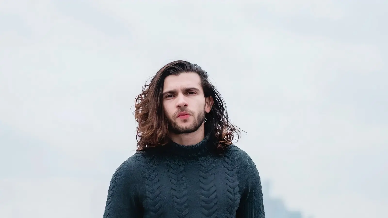 What Makes Crew Neck Sweaters So Popular This Fall