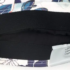 Women’ s high impact double layer full print active bra